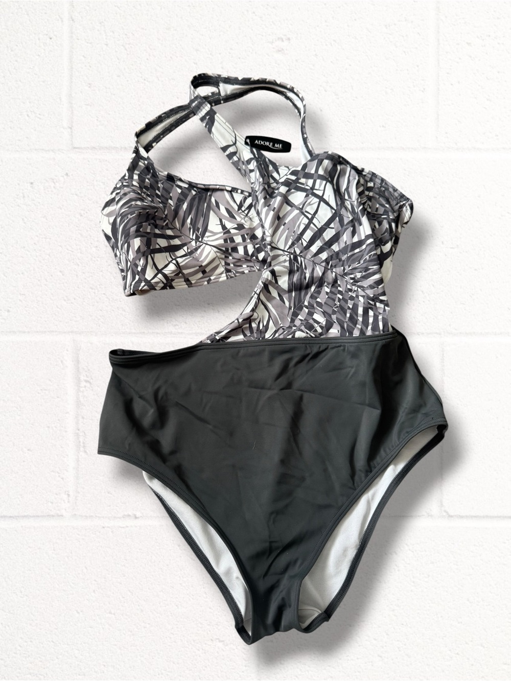 NEW Adore Me Black & White Palm-Print Cutout One-Piece Swimsuit, Large
